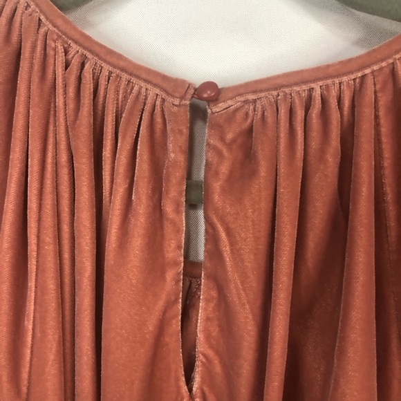 Old Navy Velour Back Button Peasant Top Butterfly Sleeve Blush - Picture 4 of 7